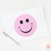 Roze, gepersonaliseerde Happy Face Cute Ronde Sticker (Envelop)
