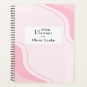Roze gepersonaliseerde jaarplanner met aangepaste  planner (Voorkant)