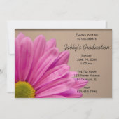 Roze Gerber Daisy Graduation Party Uitnodiging (Voorkant)