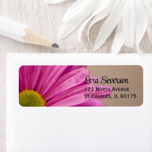 Roze Gerber Daisy Return Address Label (Insitu)