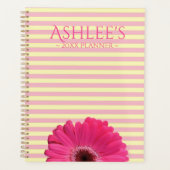 Roze Gerber Daisy Striped Personalized Planner (Voorkant)