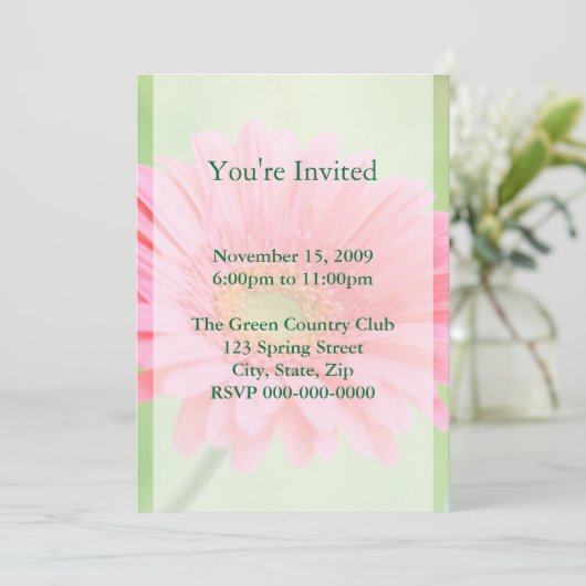 Roze Gerber Daisy Uitnodigingen (Staand voorkant)