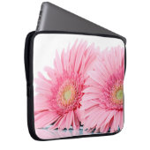 Roze Gerbera Daisies Elegant Photography Laptop Sleeve (Voorkant Rechts)