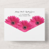 Roze Gerbera Daisy Floral Wedding RSVP All In One Uitnodiging (Achterkant)