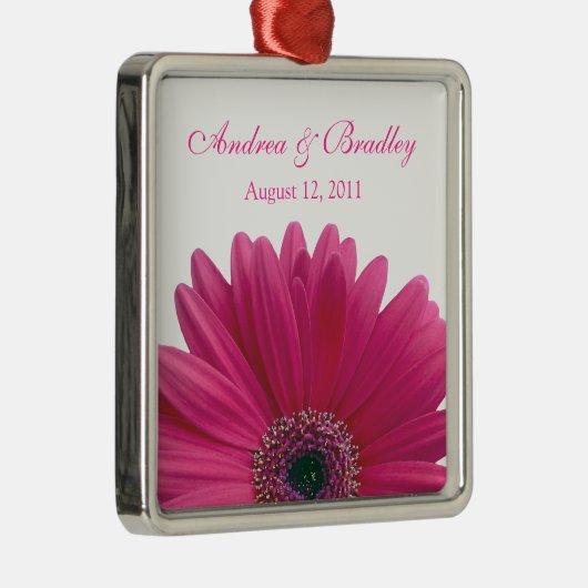 Roze Gerbera Daisy Flower Huwelijk of Jubileum Metalen Ornament (Rechts)