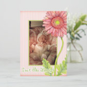 Roze Gerbera Daisy Foto Geboorteaankondiging Aankondiging (Staand voorkant)