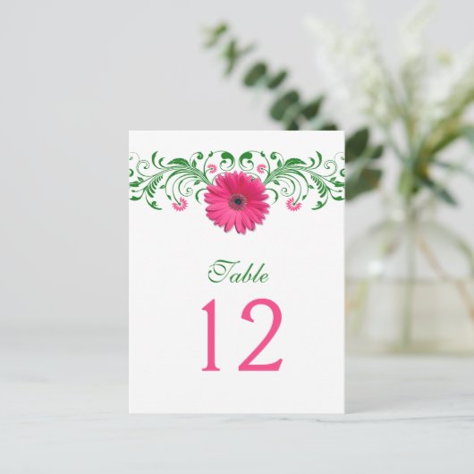 Roze Gerbera Daisy Groene Bloemen Tafel Nummer Kaa Briefkaart (Staand voorkant)