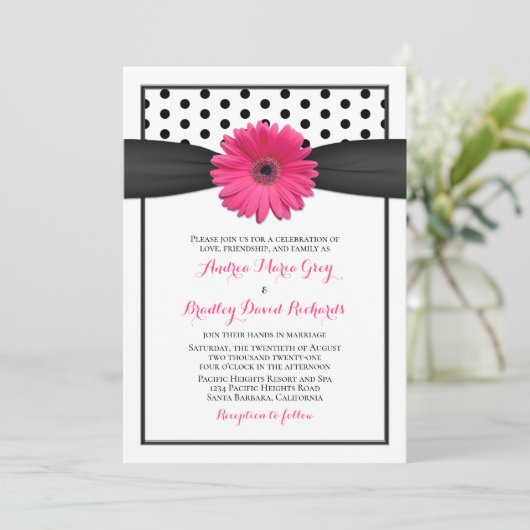 Roze Gerbera Daisy Polka Dot Wedding Uitnodiging (Staand voorkant)