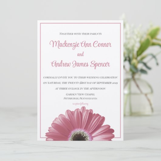 Roze Gerbera Daisy Wedding Invitation Kaart (Staand voorkant)