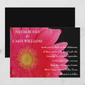 Roze Gerbera Daisy Wedding Invitation Kaart (Voorkant / Achterkant)