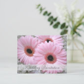 Roze Gerbera daisy Wedding Uitnodiging (Staand voorkant)