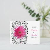 Roze Gerbera Madelief Bloem RSVP Antwoordkaart (Staand voorkant)