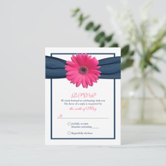 Roze Gerbera met Navy Ribbon Response Kaart (Staand voorkant)