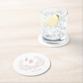 Roze geschetste  bloeien bruiloft monogram ronde kartonnen onderzetter (Insitu)