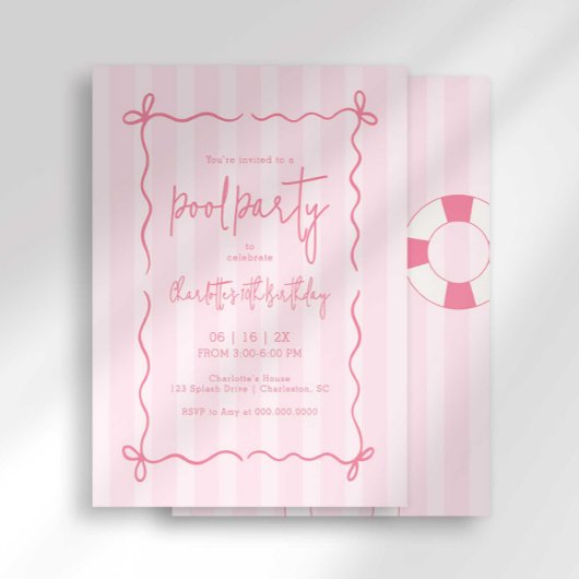 Roze gestreepte zwembad verjaardagsuitnodiging mei kaart