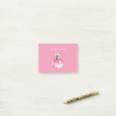 Roze geurflacon met gouden paardenbedeltje post-it® notes (Op bureau)