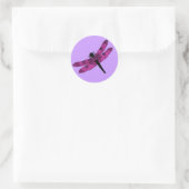 Roze gevleugelde dragonfly ronde sticker (Tas)
