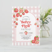 Roze Gingham Aardbei 1e Verjaardag Kaart (Staand voorkant)