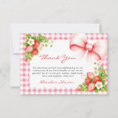 Roze Gingham Aardbei Baby Shower Bedankkaart (Voorkant)
