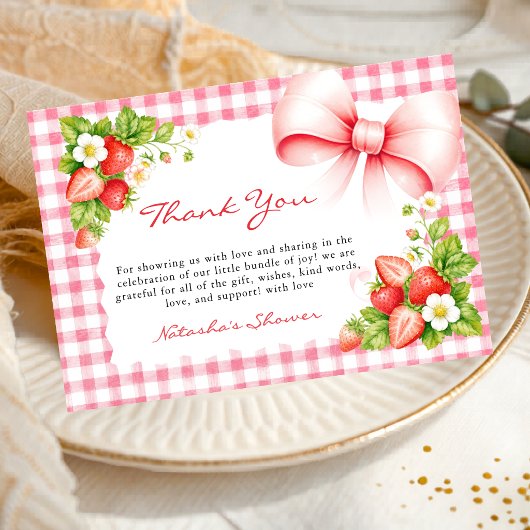 Roze Gingham Aardbei Baby Shower Bedankkaart