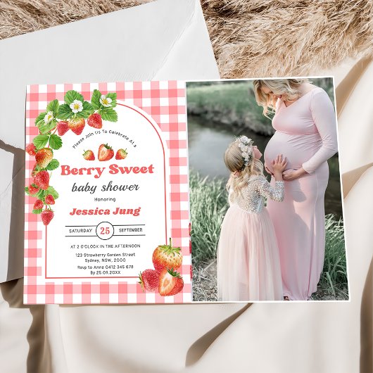 Roze Gingham Aardbei Baby Shower Foto  Kaart