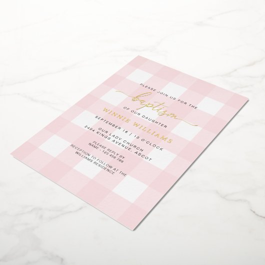 Roze Gingham Baptism Gold Foil uitnodiging (Gedraaid)