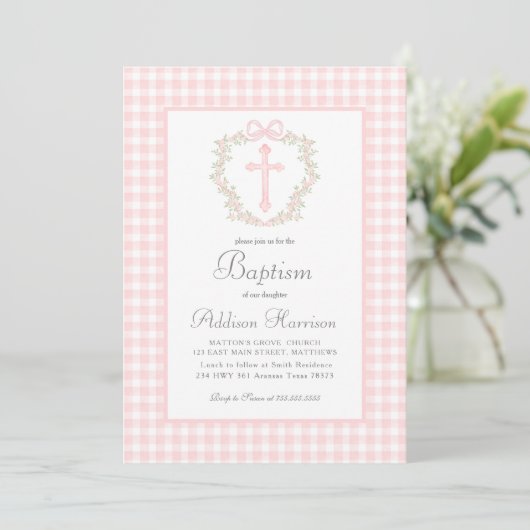 Roze Gingham Baptisme uitnodiging, meisje Baptism Kaart (Staand voorkant)