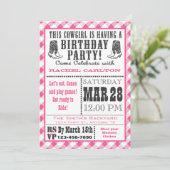 Roze Gingham Cowgirl Uitnodiging (Staand voorkant)