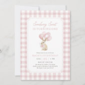 Roze Gingham Konijn Eerste Verjaardag Kaart (Voorkant)