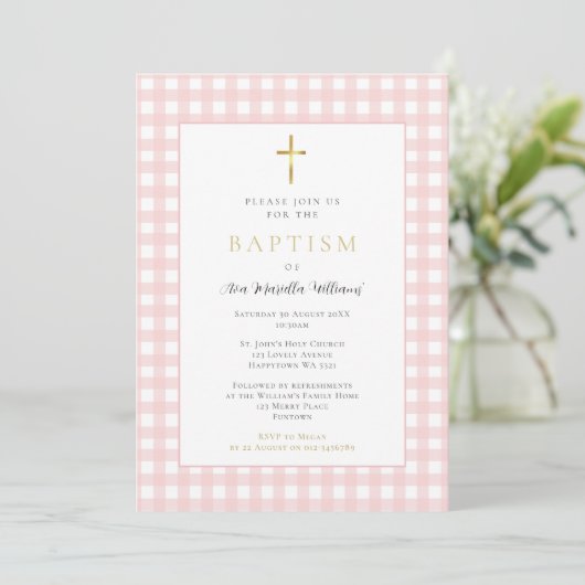 Roze Gingham Meisje Doop Uitnodiging (Staand voorkant)