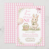 Roze Gingham Some Bunny Is Turning One Verjaardag Kaart (Voorkant / Achterkant)