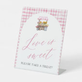 Roze Gingham Vers Van De Markt Liefde is Zoet Reclamebord Met Voetstuk (Voorkant)