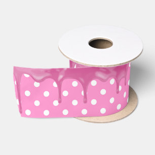 Roze glazuur op polka stippen  satijnen lint