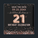 Roze Glitter 21st Birthday Save the Date Magnet<br><div class="desc">Faux roze glitter boven- en ondergrens. Alle tekst kan worden aangepast en kan eenvoudig worden gewijzigd voor uw eigen wensen. 21 ballontekst kan niet worden gewijzigd. Geweldig elegant om de sjabloon van de verjaardagsfeestdag op te slaan. Sla de datummagneten op</div>