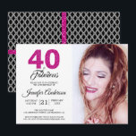 Roze glitter 40 en fantastische 40e verjaardag fot kaart<br><div class="desc">Een chique, elegante, 40e verjaardag foto uitnodiging die u kunt personaliseren en verzenden voor uw veertigste verjaardag feest vieren. De woorden "40 and Fabulous" in het roze glitter en zwart zijn ingesteld met behulp van moderne typografie. Voeg gewoon je eigen persoonlijke gegevens en je eigen foto toe. Er is een...</div>