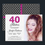 Roze glitter 40 en fantastische 40e verjaardag fot kaart<br><div class="desc">Een chique, elegante, 40e verjaardag foto uitnodiging die u kunt personaliseren en verzenden voor uw veertigste verjaardag feest vieren. De woorden "40 and Fabulous" in het roze glitter en zwart zijn ingesteld met behulp van moderne typografie. Voeg gewoon je eigen persoonlijke gegevens en je eigen foto toe. Er is een...</div>