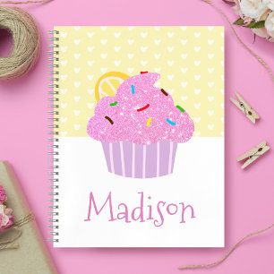 Roze Glitter Cupcake Witte Hartjes op Gele Naam Notitieboek
