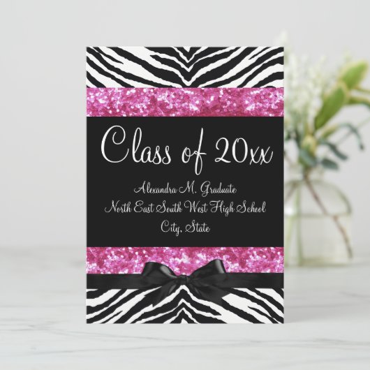 Roze Glitter Zebra Bow Afstuderen nodigt uit Kaart (Staand voorkant)
