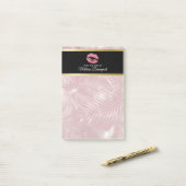 Roze glitterlips en Roos Gold tropische bladeren Post-it® Notes (Op bureau)