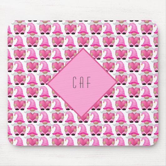 Roze Gnome-harten Monogram Bos Cute Muismat (Voorkant)