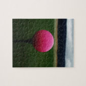 Roze Golfbal op een golfbaan in een berg Legpuzzel (Horizontaal)