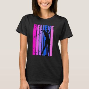 Roze Golfing Womens Kind Golfer Plays Birthday Vin T-shirt