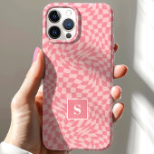 Roze Golfjes Geruite Monogram iPhone 15 Case