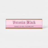 Roze gotische letter nageltechnicus naamplaat (Voorkant)
