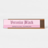 Roze gotische letter nageltechnicus naamplaat (Voorkant)
