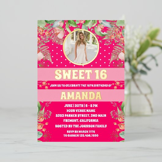 Roze Goud Bloemen Sweet 16 Party Foto Folie Uitnodiging (Staand Voorkant)