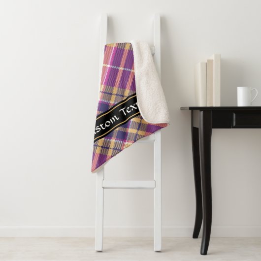 Roze, goud en blauwe tartan sherpa deken (In situ)