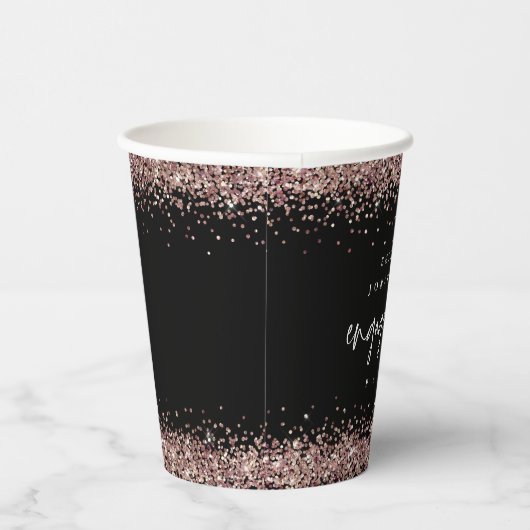 Roze Goud Glitter Namen Verlovingsfeest Zwart Papieren Bekers (Rechts)