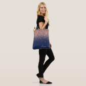 Roze Goud Navyblauw Glitter Monogram Tote Bag (Op model)