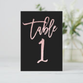 Roze Goud Roze Folie Moderne Script Tafel Nummer 1 Kaart (Staand voorkant)